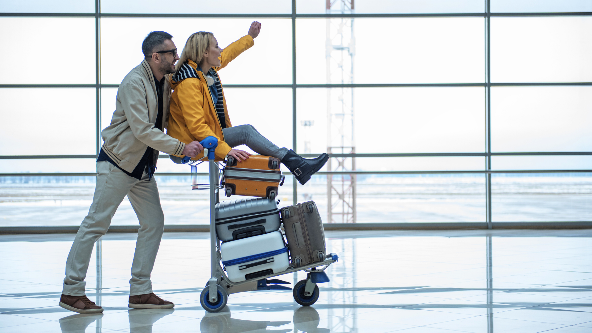 1920 x 1080 - Airport Summer Scratch_2